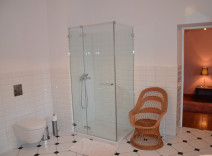 galeria shower apartment suite of rooms suite 1